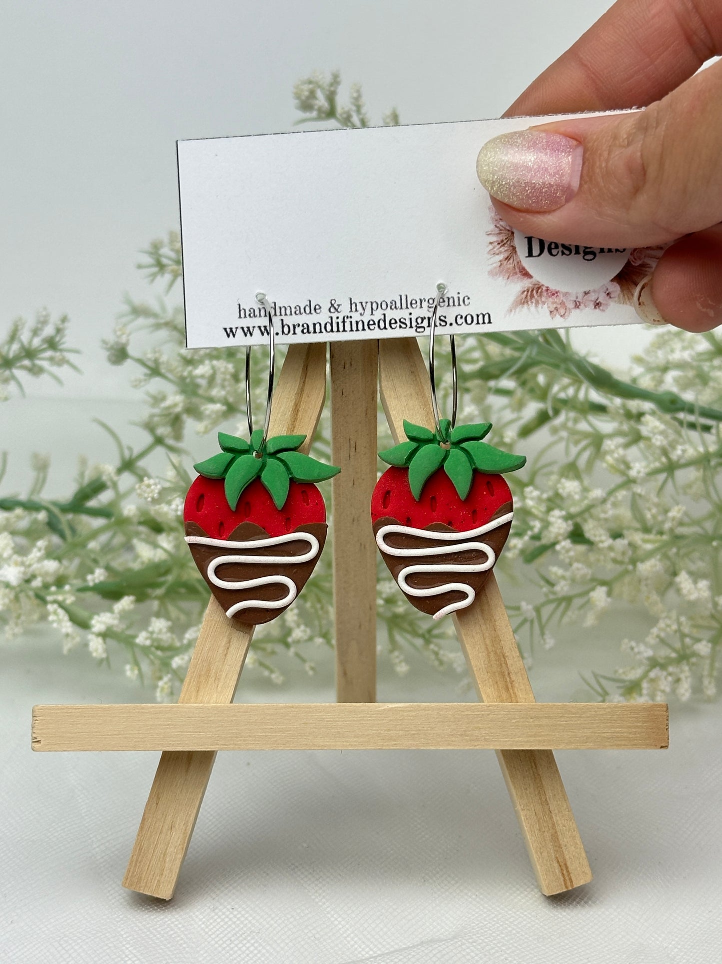 Chocolate Strawberry Hoop