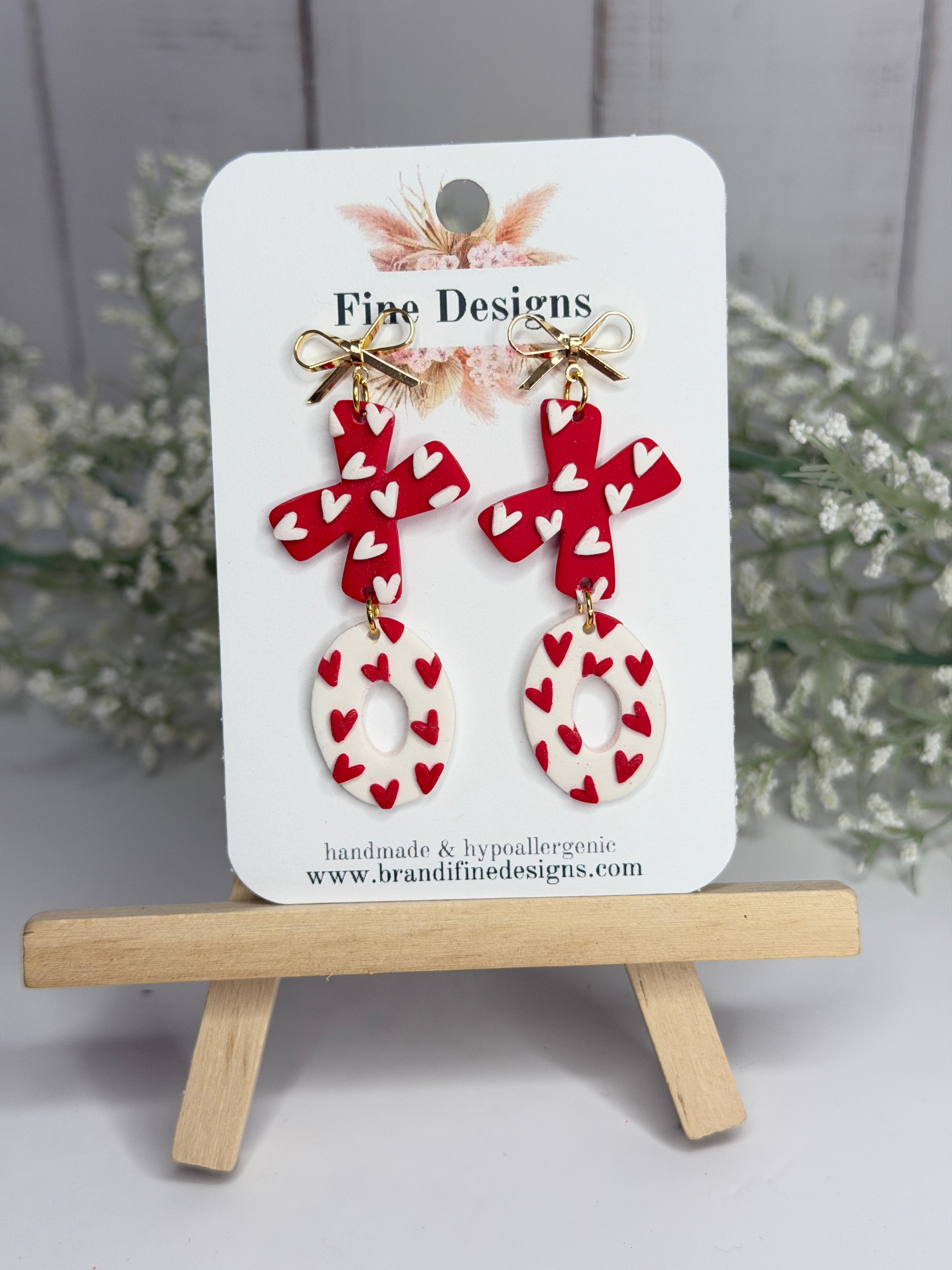 XO (silver and gold options) – Fine Designs