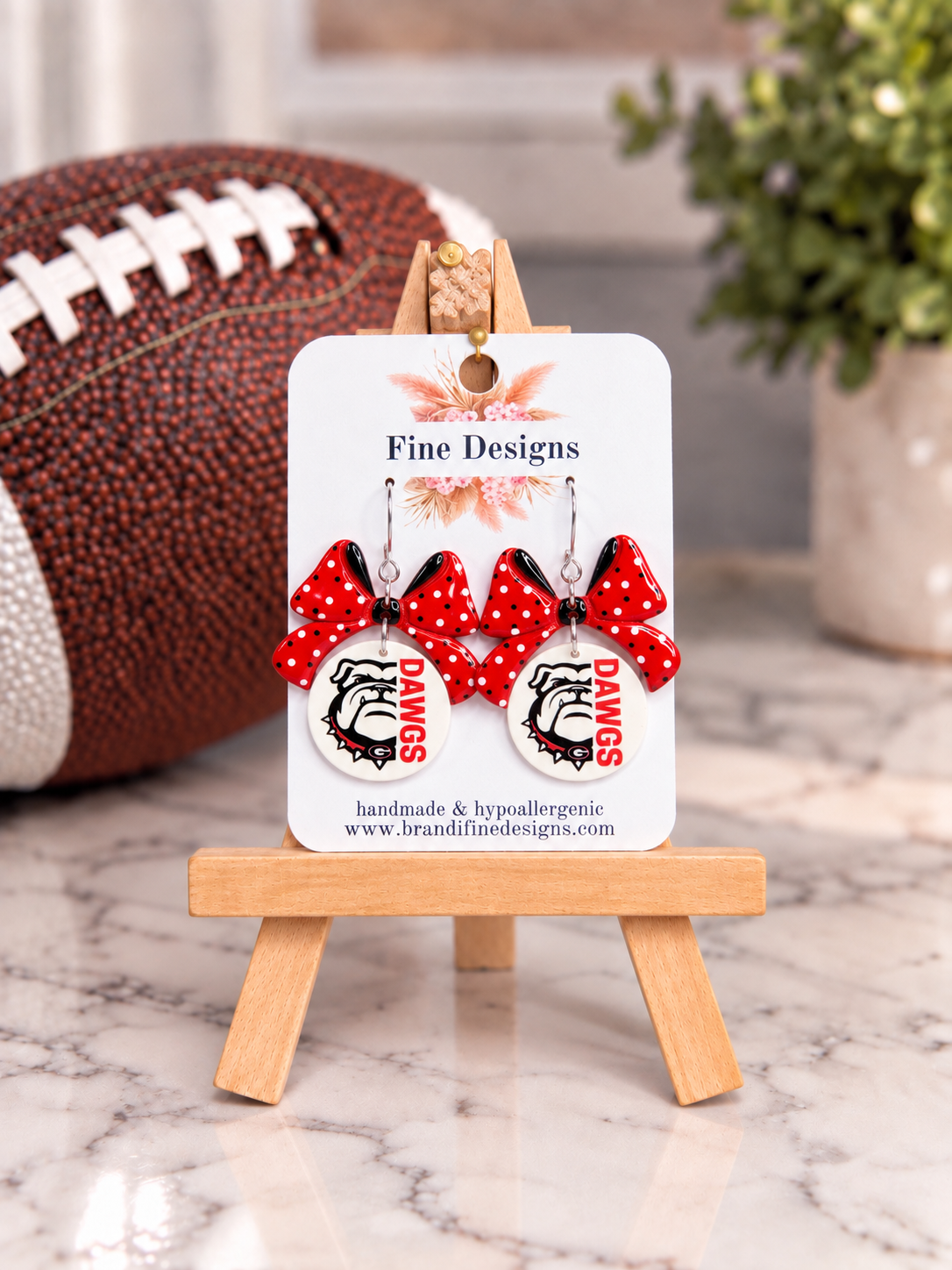 UGA Bulldog w Bow