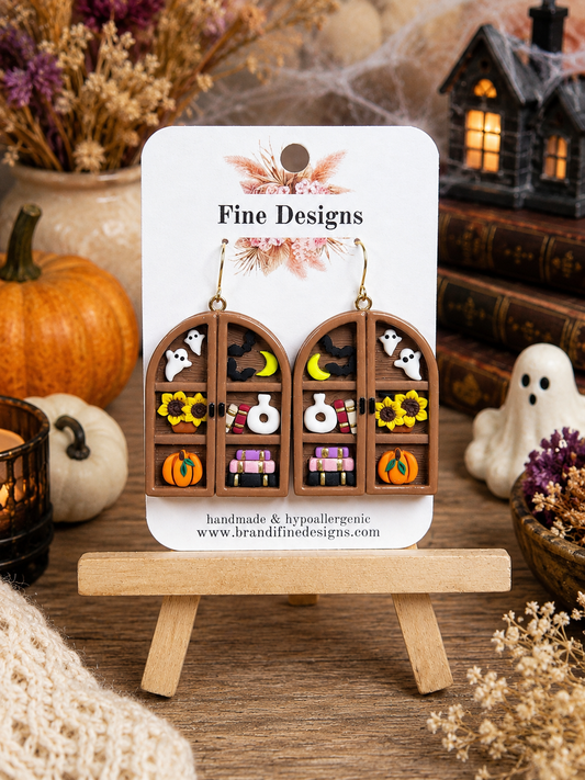 Spooky Bookshelf