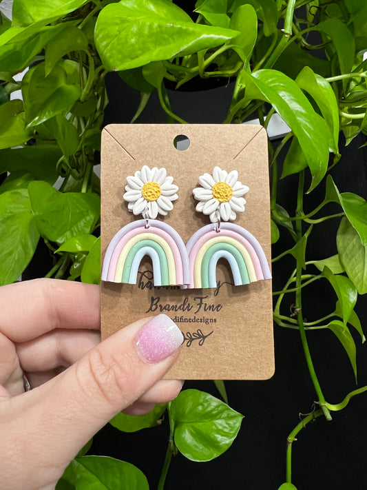 Pastel Daisy Rainbow